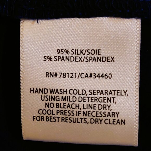 Eileen Fisher Navy Silk Blouse – Size M - Picture 4 of 5